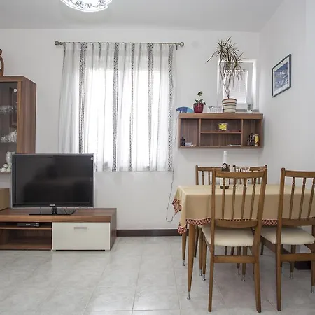 Apartamento Mirko 615 Fažana
